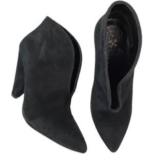 Vince Camuto Black Pointy Toe Ankle Booties Size 8M